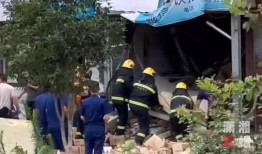 罗山县雪糕店爆料事件视频